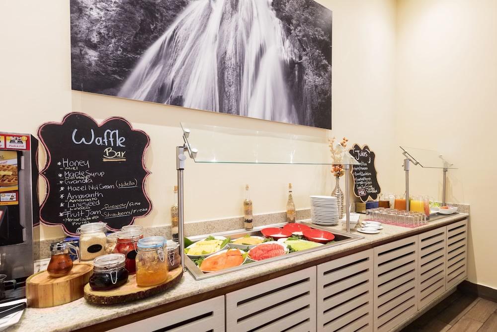 Hilton Garden Inn Monterrey Airport Villa Juarez  Exterior photo