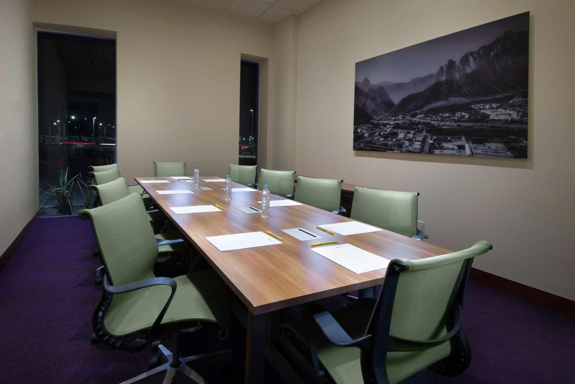 Hilton Garden Inn Monterrey Airport Villa Juarez  Exterior photo