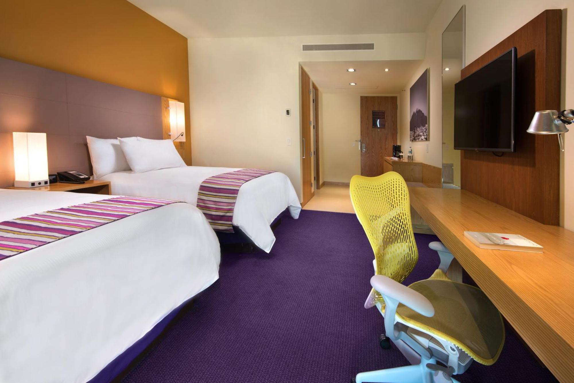 Hilton Garden Inn Monterrey Airport Villa Juarez  Exterior photo