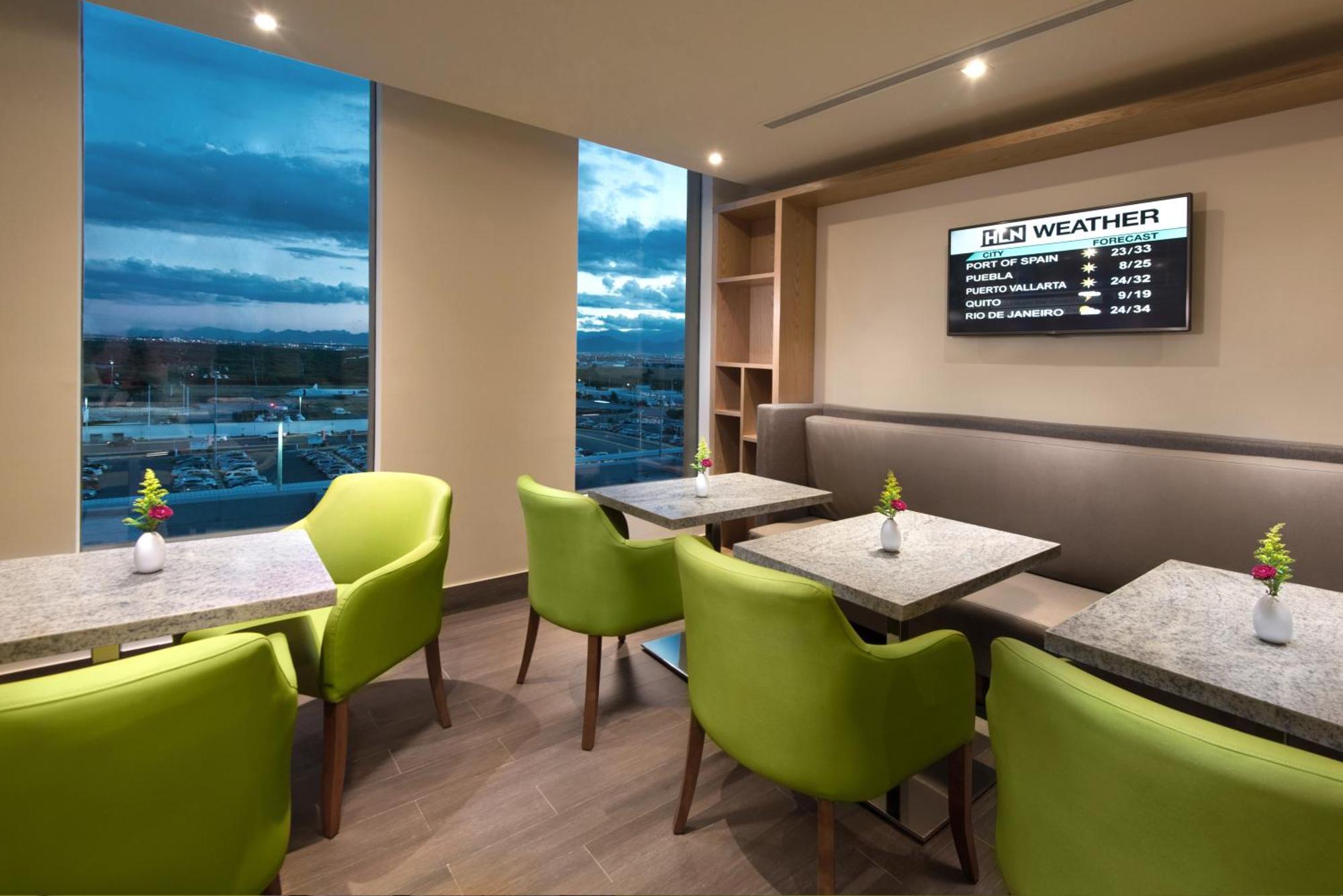 Hilton Garden Inn Monterrey Airport Villa Juarez  Exterior photo