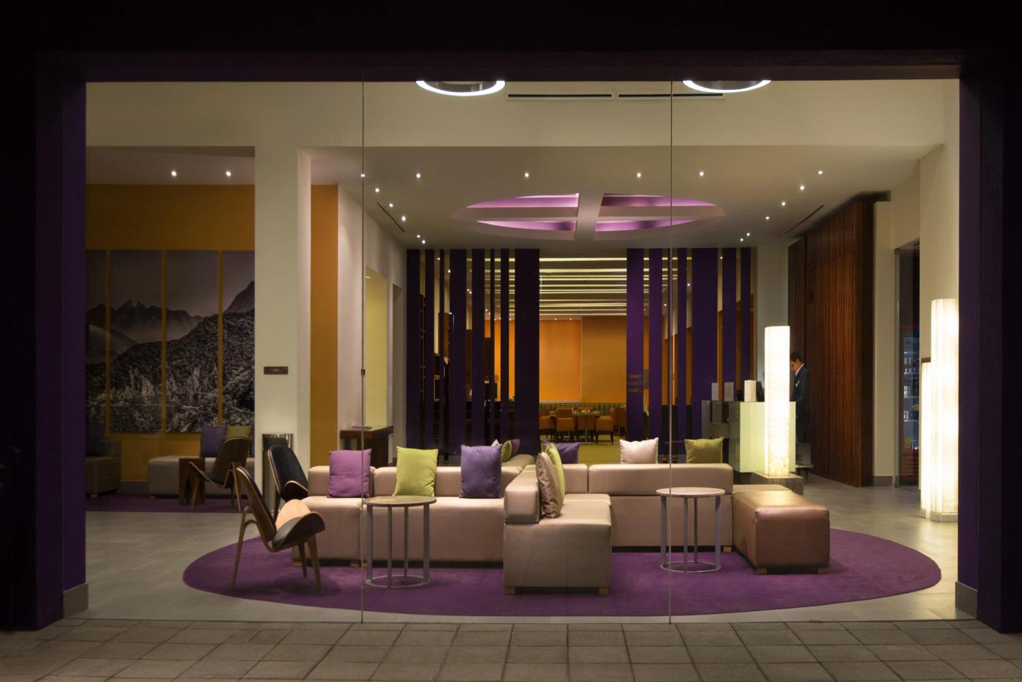 Hilton Garden Inn Monterrey Airport Villa Juarez  Exterior photo
