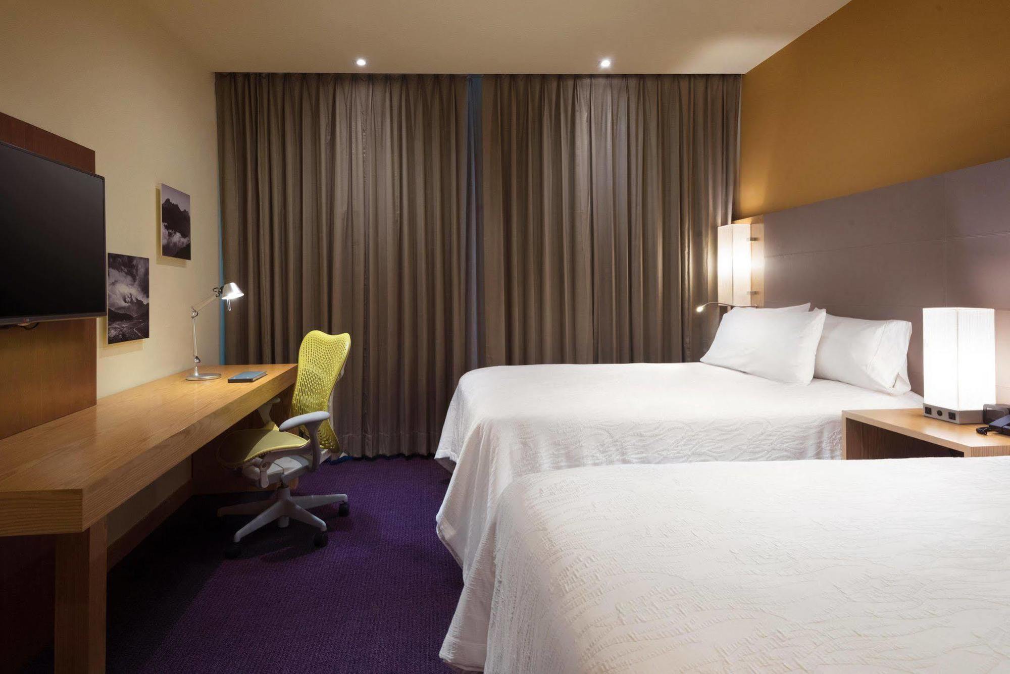 Hilton Garden Inn Monterrey Airport Villa Juarez  Exterior photo