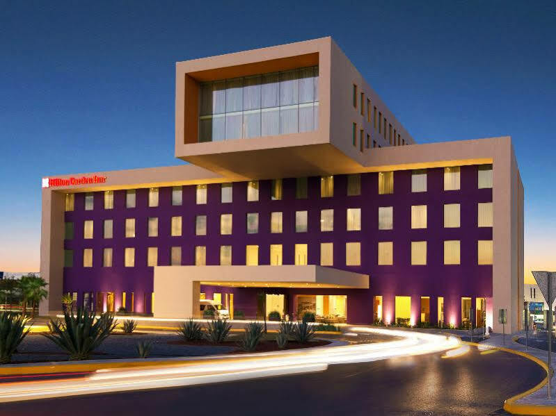 Hilton Garden Inn Monterrey Airport Villa Juarez  Exterior photo