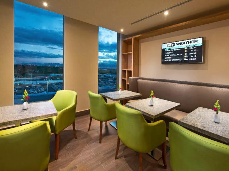 Hilton Garden Inn Monterrey Airport Villa Juarez  Exterior photo